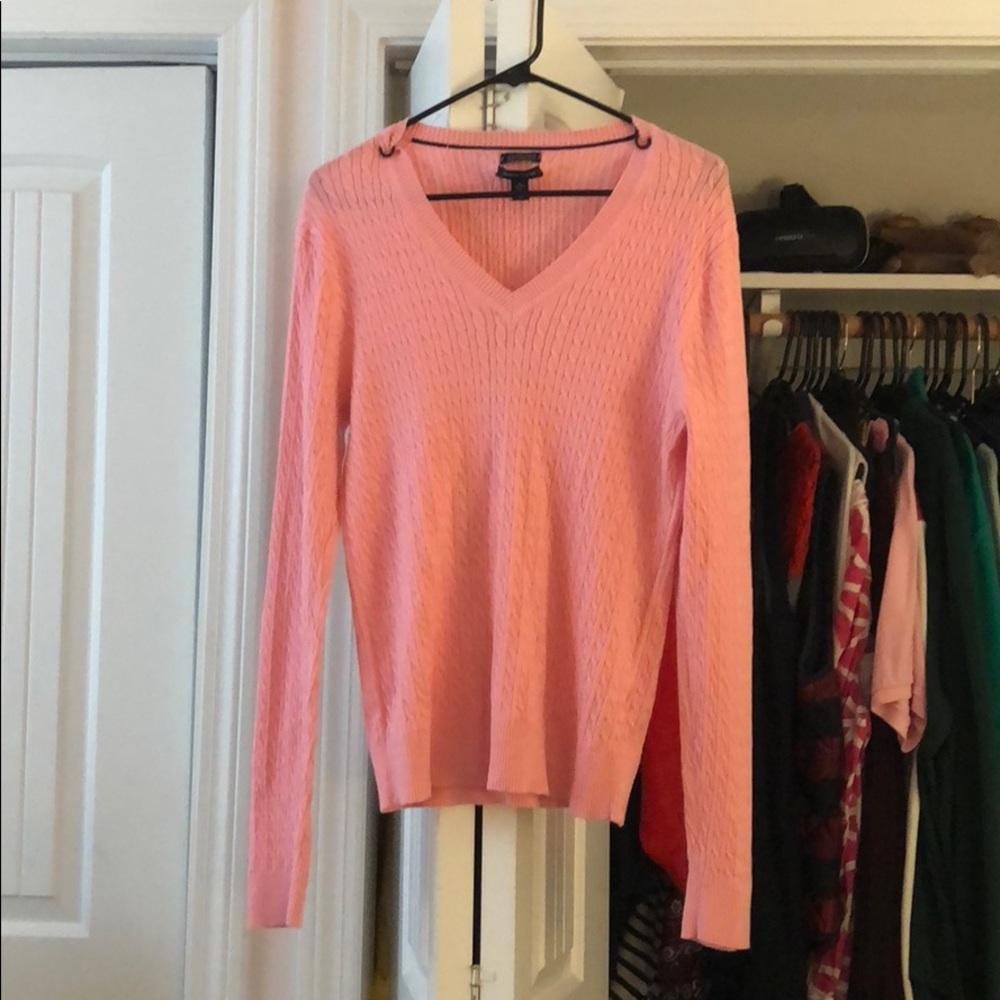 *NEVER WORN* pink Tommy Hilfiger sweater